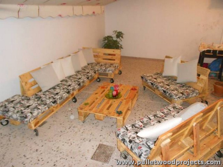 Recycled Pallet Patio Ideas – Pallet Wood Projects