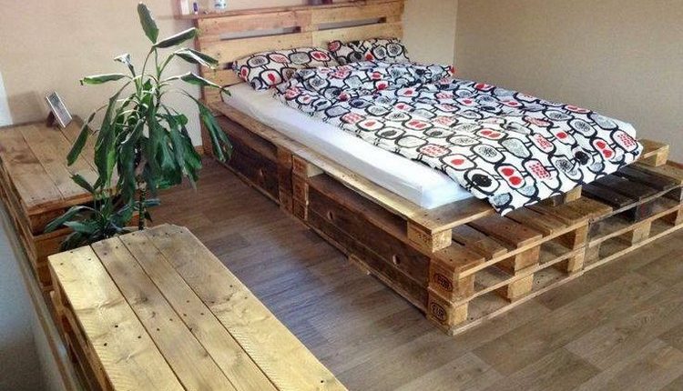 Pallet Bed