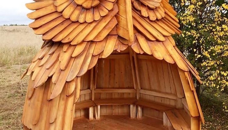 Owl Shaped Garden Seating Idea