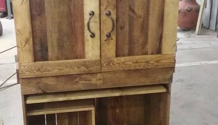 Wood Pallet Computer Table or Cabinet