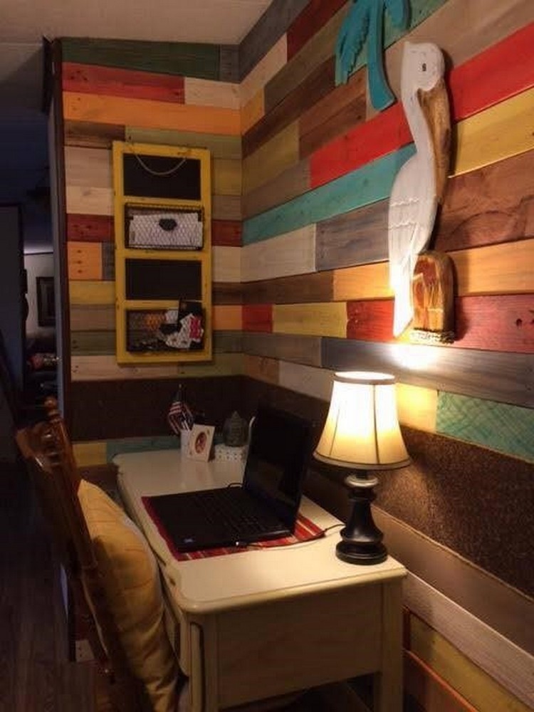Genius Ideas for Reusing Old Wooden Pallets – Pallet Wood Projects - Reusing Wall Coverings