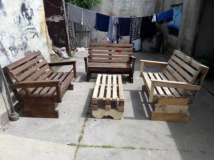 Pallet Outdoor Furniture Set