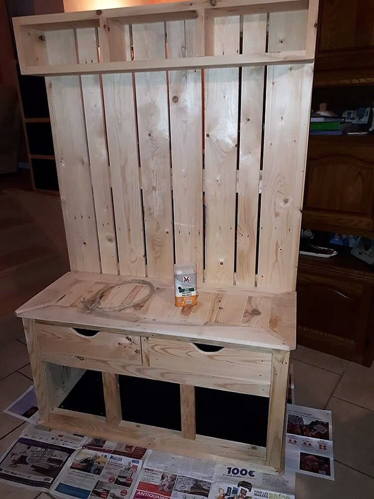 DIY Pallet Hall Tree / Entryway Bench Pallet Wood Projects