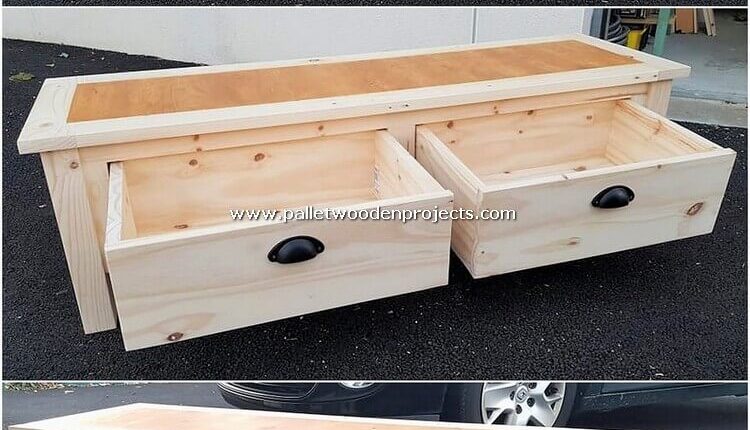 Pallet-Table-with-Drawers